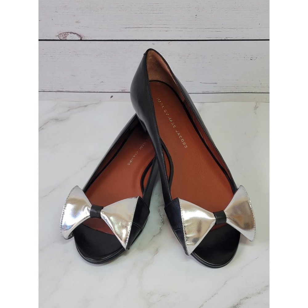 Marc by Marc Jacobs Bow Accents Ballet Flats BLACK / SILVER - Picture 7 of 9